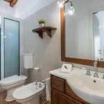 Villa Koreble In Disco
